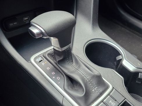 Used 2022 Kia Sportage LX image 32