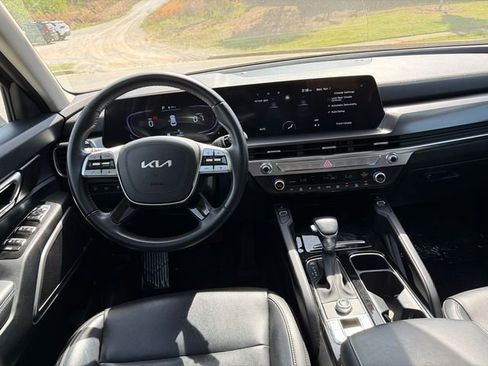 Used 2025 Kia Telluride S FWD image 23