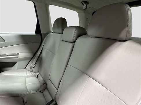 Used 2010 Subaru Forester 2.5X Limited image 24