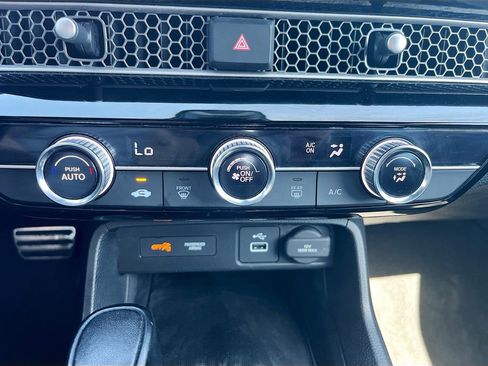 Used 2023 Honda Civic Sport image 15