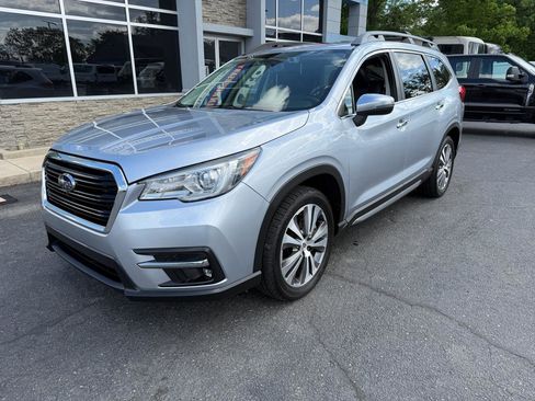 Used 2021 Subaru Ascent Touring AWD/4WD image 3
