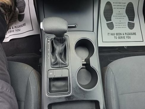 Used 2019 Kia Sorento FWD V6 image 24