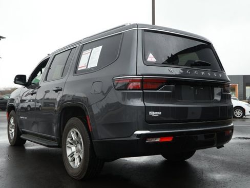 Used 2024 Jeep Wagoneer 4DR 2WD image 8