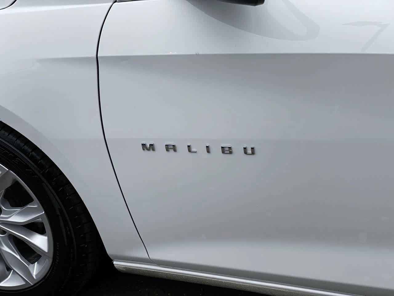 Used 2023 Chevrolet Malibu LT FWD image 10