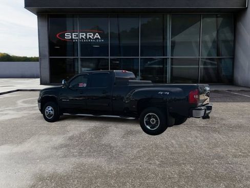 Used 2011 GMC Sierra 3500 SLT AWD/4WD image 3
