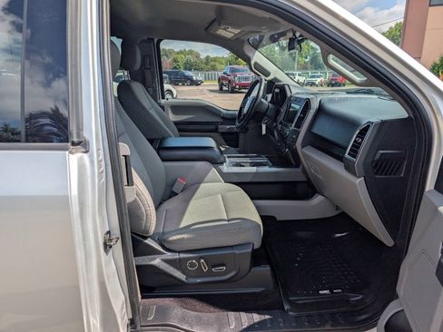 Used 2016 Ford F150 XLT w/ Equipment Group 302A Luxury AWD/4WD image 9