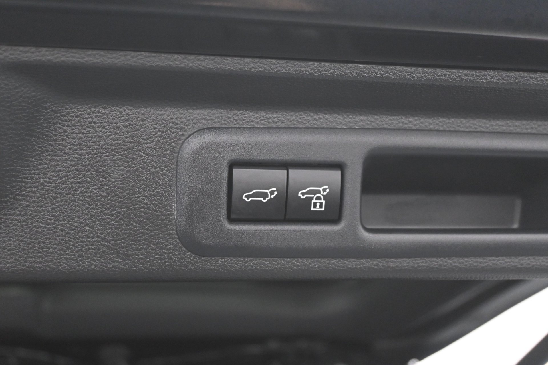 Used 2025 Toyota Sequoia TRD Pro AWD/4WD image 16