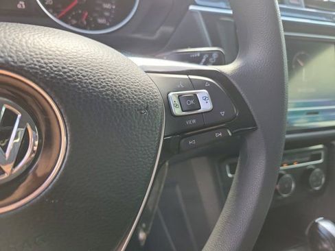 Used 2021 Volkswagen Tiguan S FWD image 24