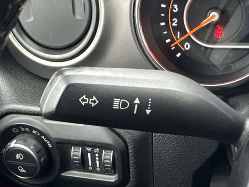 Used 2020 Jeep Gladiator Sport w/ Quick Order Package 24S image 18