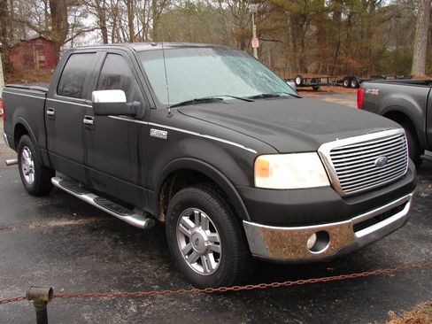 Used 2008 Ford F150 Lariat image 2
