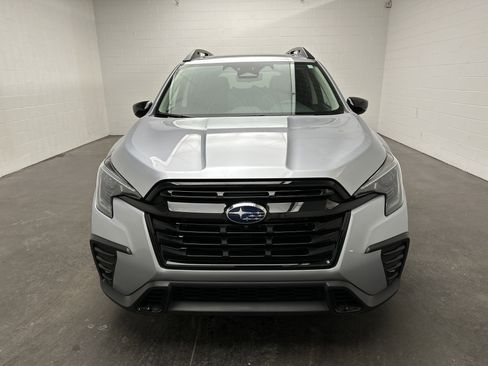 Used 2025 Subaru Ascent Bronze Edition w/ Popular Package #2 image 3