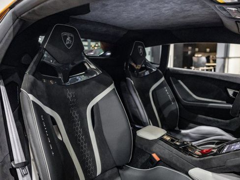 Used 2023 Lamborghini Huracan Tecnica image 26