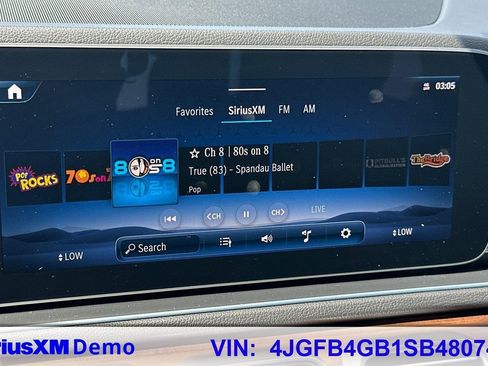 Used 2025 Mercedes-Benz GLE 450e 4MATIC image 35