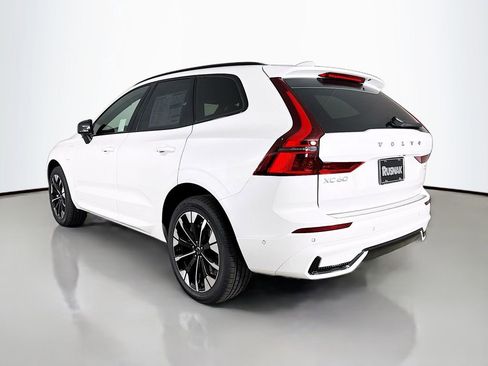 New 2026 Volvo XC60 T8 Plus w/ Protection Package Premier AWD/4WD image 5