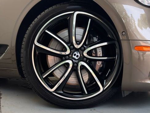 Used 2024 Bentley Continental GT image 51