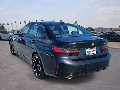 Used 2025 BMW 330i xDrive Sedan w/ M Sport Package AWD/4WD image 7