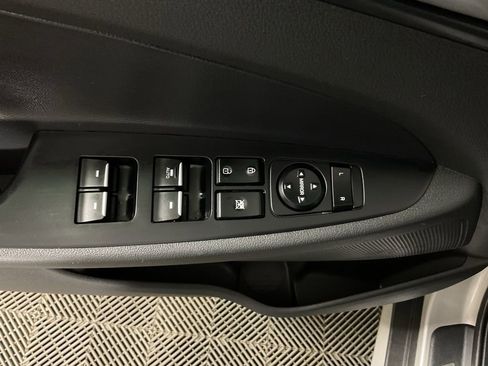 Used 2020 Hyundai Tucson Limited image 19