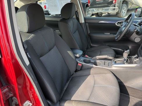 Used 2019 Nissan Sentra SR FWD image 11
