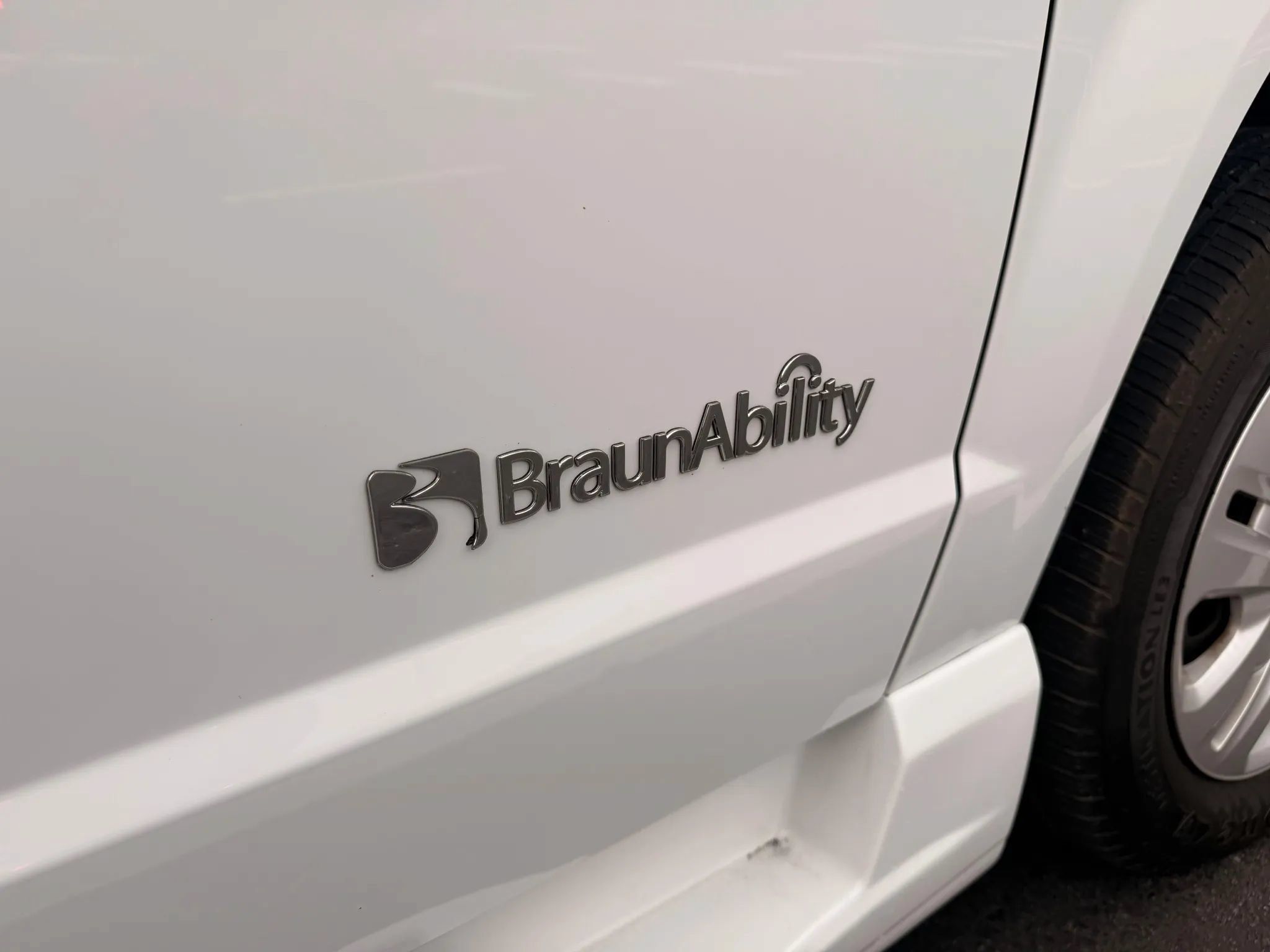 Used 2019 Dodge Grand Caravan SE FWD image 7