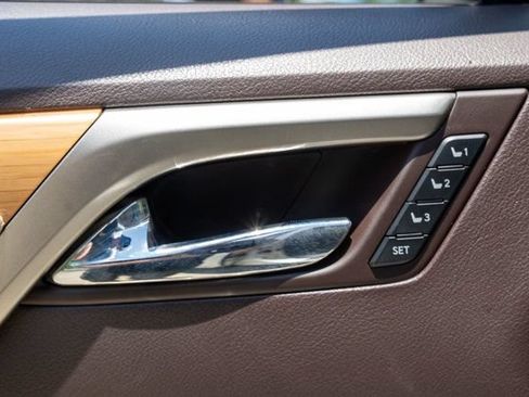 Used 2019 Lexus RX 350L AWD image 37