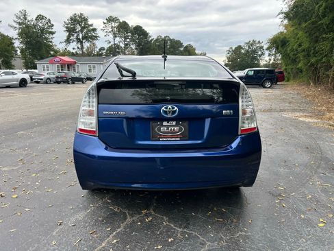 Used 2011 Toyota Prius Three image 8