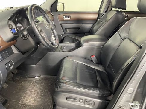 Used 2009 Honda Pilot Touring image 2