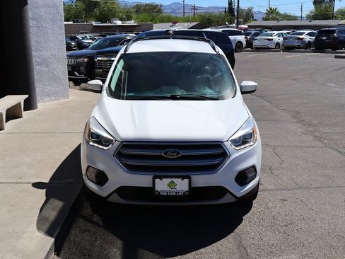 Used 2017 Ford Escape SE w/ Equipment Group 201A AWD/4WD image 15
