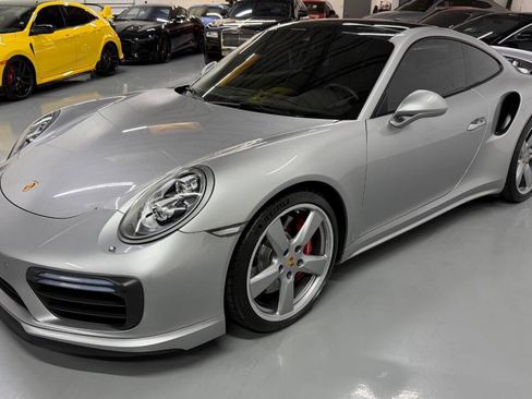 Used 2017 Porsche 911 4 Coupe AWD/4WD image 33