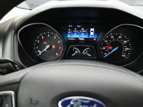 Used 2018 Ford Focus SE image 12