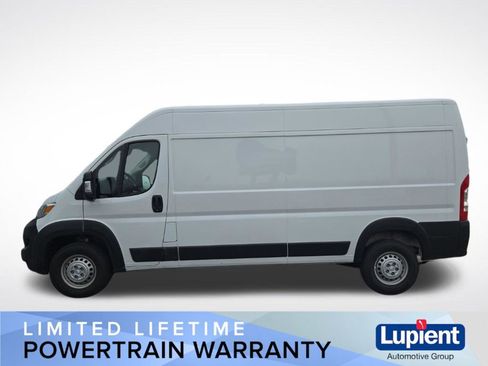 Used 2026 RAM ProMaster 2500 w/ Convenience Group FWD image 8