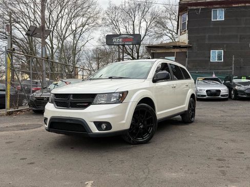 Used 2018 Dodge Journey GT w/ Driver Convenience Group AWD/4WD image 2