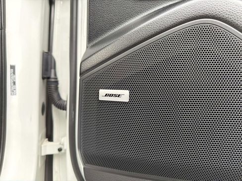 Used 2023 Porsche Cayenne Platinum Edition image 15