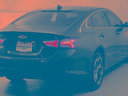 Used 2020 Chevrolet Malibu LT FWD image 3