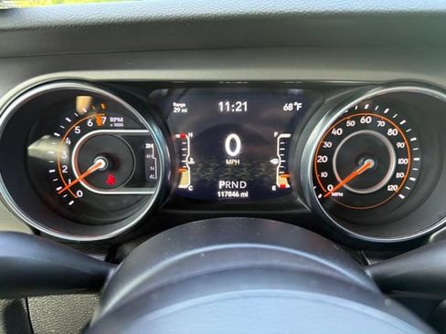 Used 2020 Jeep Wrangler Sport AWD/4WD image 14