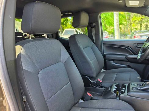 Used 2023 Chevrolet Colorado W/T RWD image 22