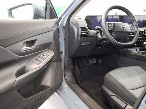 New 2026 Nissan Sentra SV w/ SV Convenience Package image 8