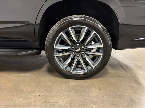 Used 2024 Cadillac Escalade Sport image 14