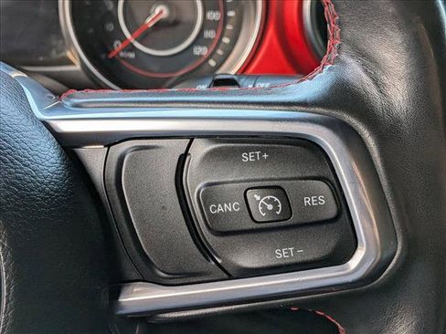 Used 2018 Jeep Wrangler Unlimited Rubicon AWD/4WD image 13