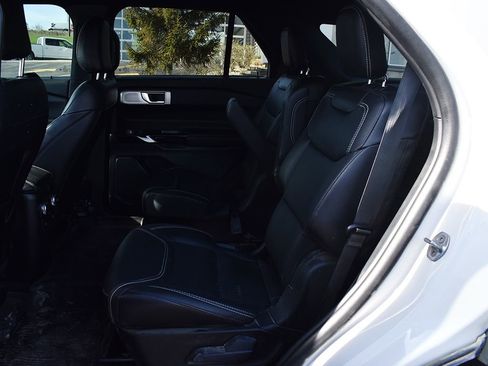 Used 2023 Ford Explorer ST w/ Equipment Group 401A AWD/4WD image 4