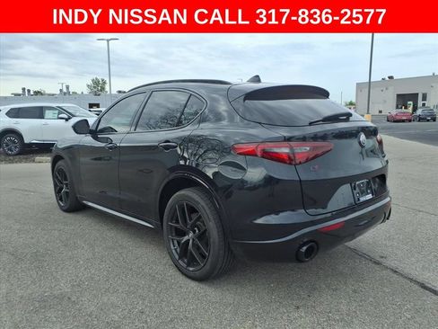 Used 2020 Alfa Romeo Stelvio Ti Sport w/ Quick Order Package 22S Sport AWD/4WD image 6