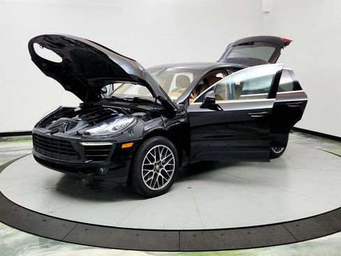 Used 2016 Porsche Macan S AWD/4WD image 9
