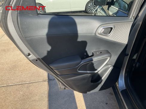 Used 2023 Kia Soul LX w/ Option Group 015 image 22