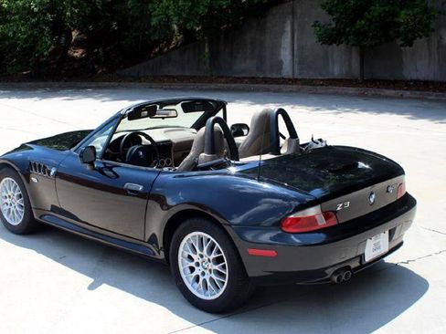 Used 2002 BMW Z3 2.5i image 3