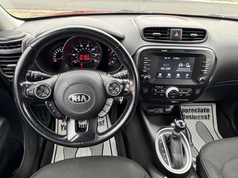 Used 2019 Kia Soul + FWD image 27