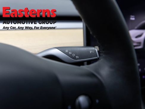 Used 2023 Tesla Model 3 Standard Range RWD image 12