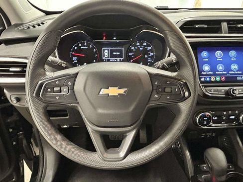 Used 2023 Chevrolet TrailBlazer LT w/ Convenience Package FWD image 21
