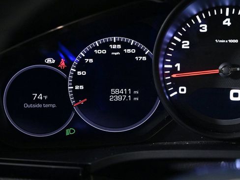 Certified 2020 Porsche Cayenne image 13