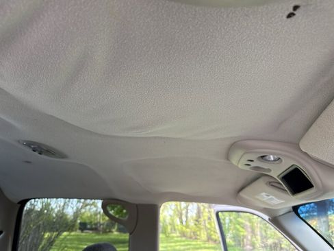 Used 2004 Chevrolet Avalanche 2WD image 26