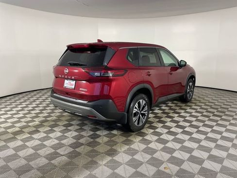 Used 2022 Nissan Rogue SV image 25