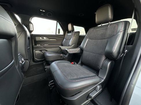 New 2026 Ford Explorer ST image 26